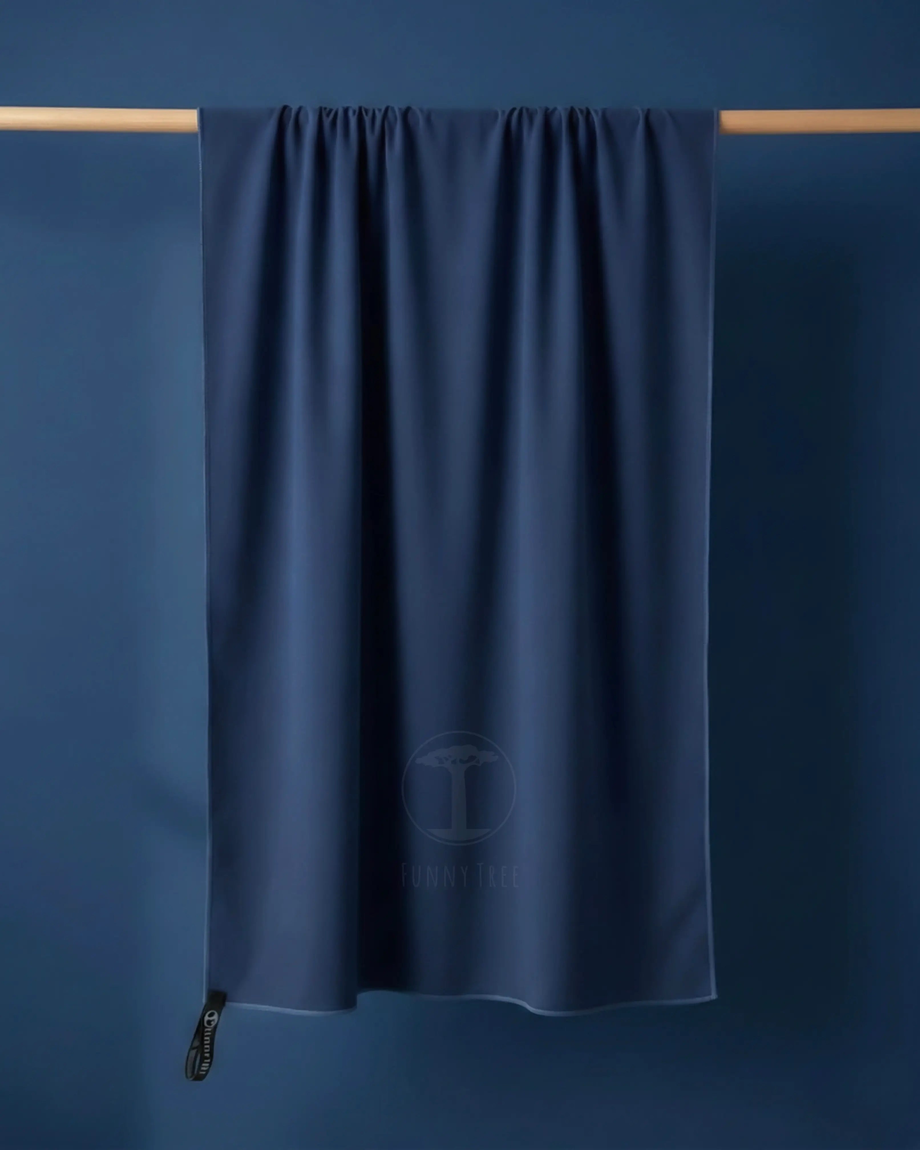 Nachhaltiges EcoGreen Mikrofaserhandtuch | Nachtblau